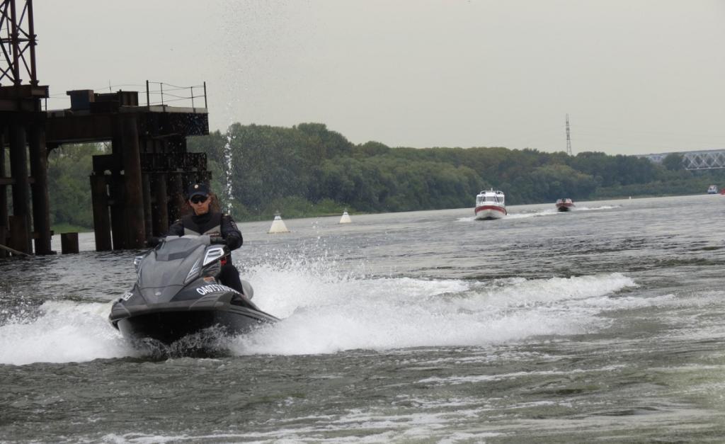 Полицейские в Башкирии устроили погоню за подростком-нарушителем на гидроцикле