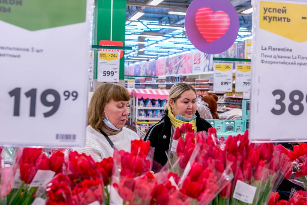 Эксперты не прогнозируют значительного роста цен на цветы в Башкирии на 8 марта