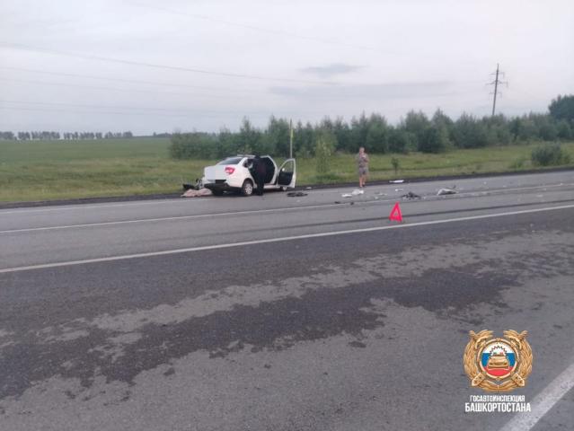 На Р-240 в Башкирии водитель «Лады» погиб в тройном ДТП с грузовиками