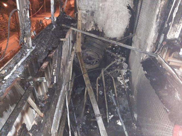 В Башкирии огнеборцы спасли женщину из горящей высотки