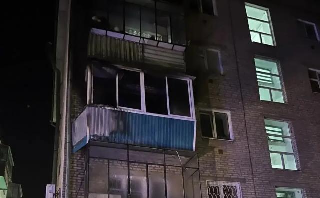 11 человек спасли при пожаре в пятиэтажке в Башкирии