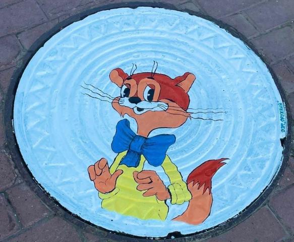 «Смотрите под ноги»: Ратмир Мавлиев показал, как изменились люки в Уфе