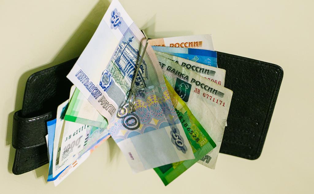 «Раздели догола»: в Уфе два пенсионера остались совсем без денег из-за мошенников