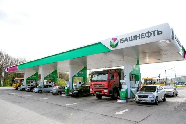 На АЗС «Башнефти» снова выросли цены на все виды бензина