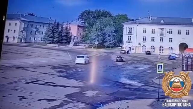 Пьяный водитель на «Ладе» влетел в здание в Салавате