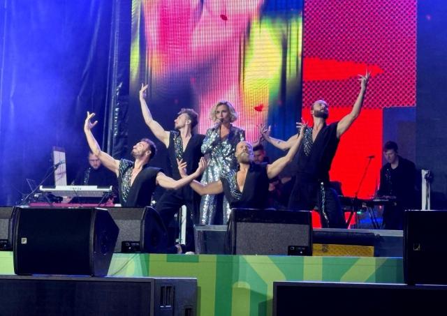 Полина Гагарина закрыла сбор средств для 8-летнего уфимца с лейкозом