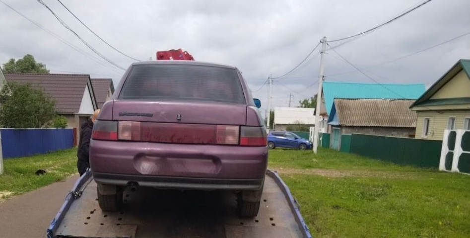 У водителя «десятки» в Башкирии нашли мешок конопли