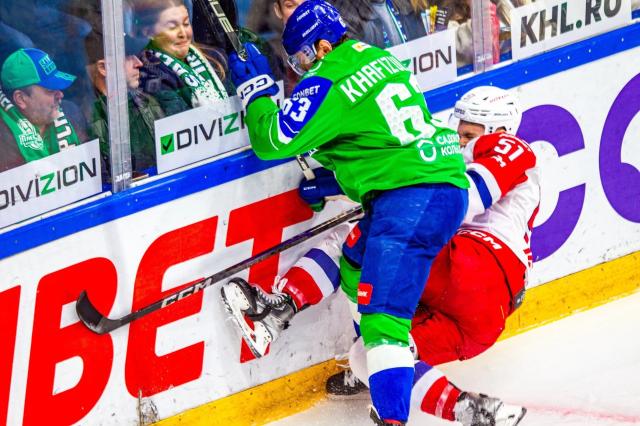 «Салават Юлаев» уступил «Локомотиву» в третьем матче полуфинальной серии