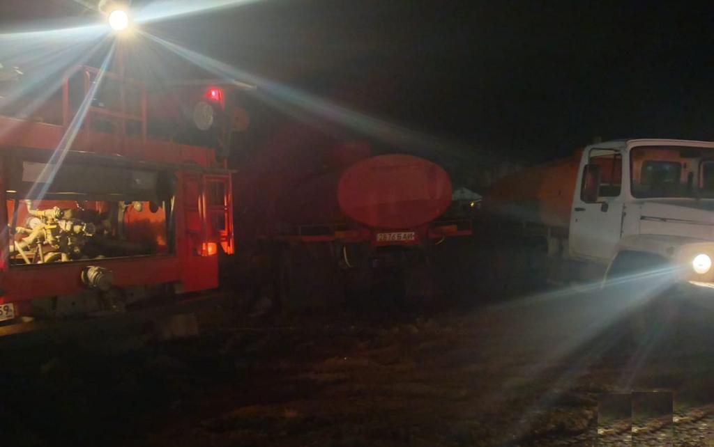 Крупный пожар на складе стройматериалов ликвидировали в Башкирии