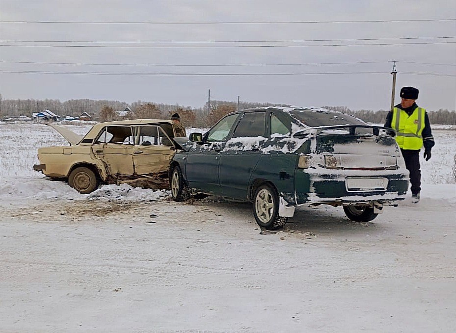 В Башкирии в ДТП пострадала пожилая супружеская пара