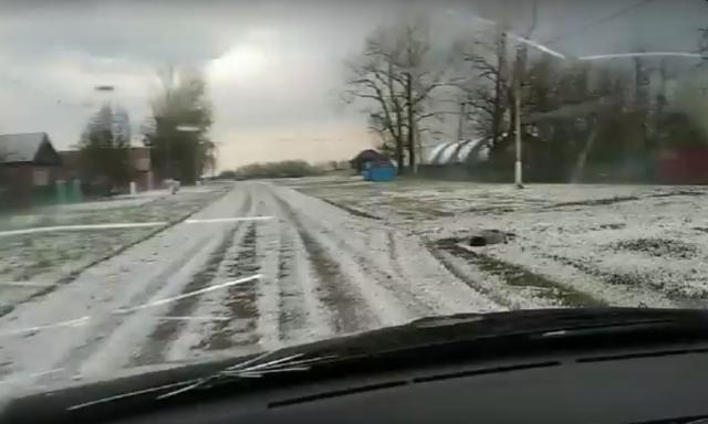 Сильнейший град в Башкирии превратил лето в зиму