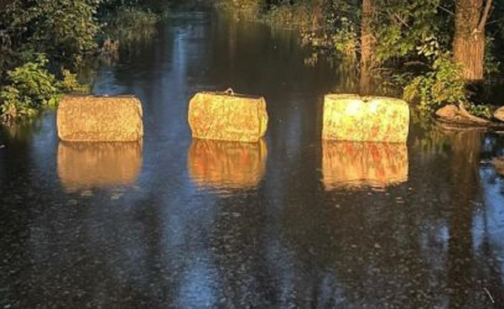 Дорогу к СНТ в Уфе из-за повышения рек затопило еще больше