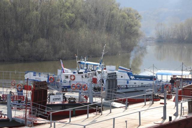 Две переправы закрыли в Уфе из-за резкого подъема уровня воды