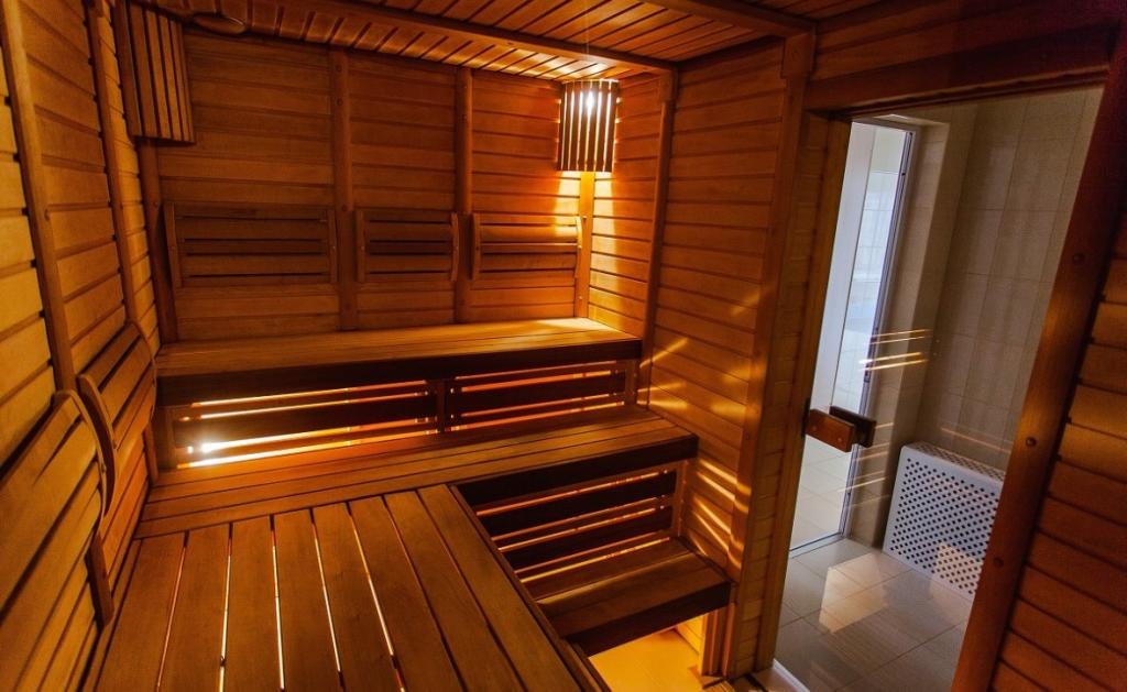 19-летний парень в Башкирии получил ожоги, пытаясь растопить баню бензином