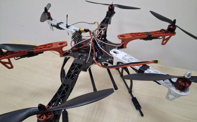 Студент из Башкирии придумал умный дрон-распылитель для сельского хозяйства