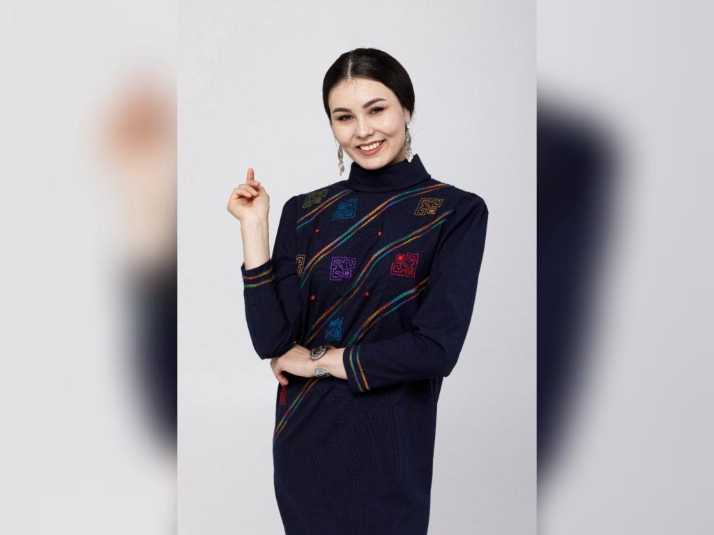 Радий Хабиров рассказал о коллекции женских костюмов с башкирским орнаментом