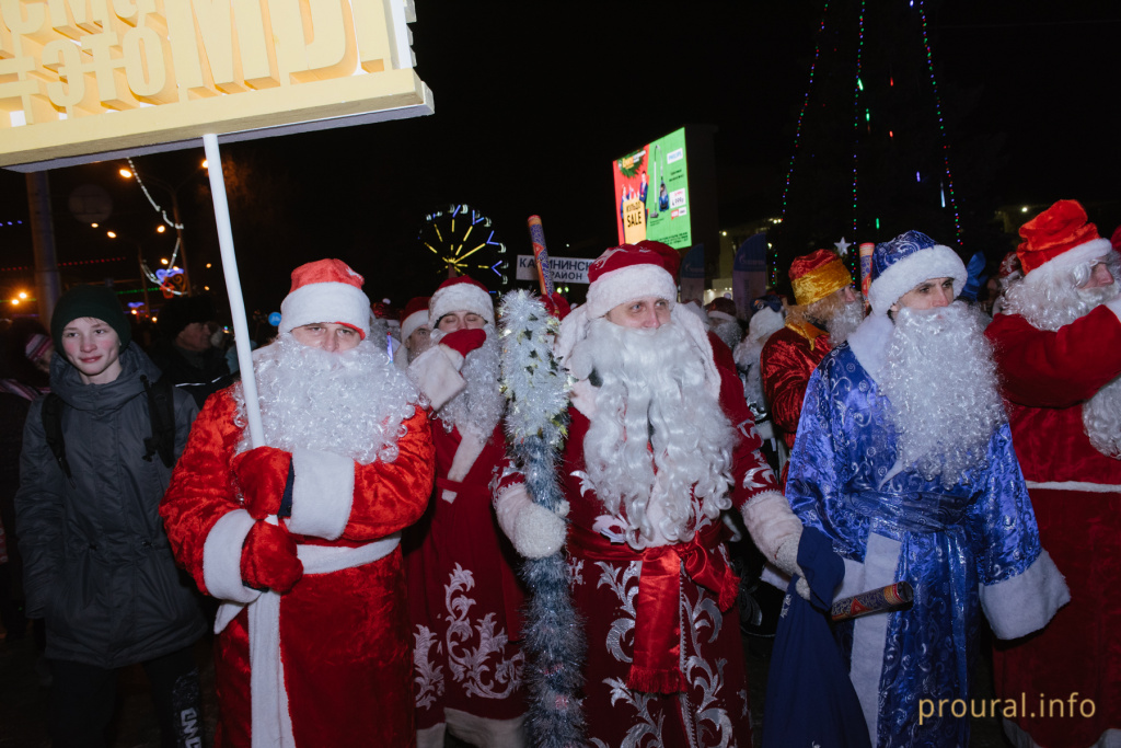 Парад Дедов Морозов 2018 (24).jpg