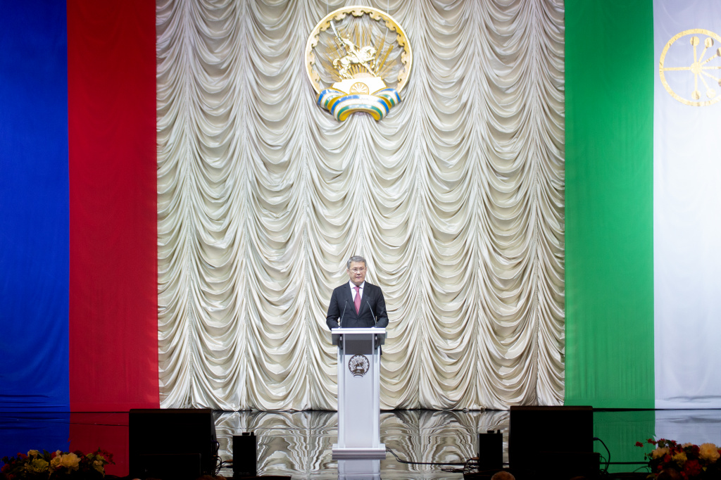 2019.10.11_Уфа_Радий Хабиров в День Республики Башкортостан_12.jpg