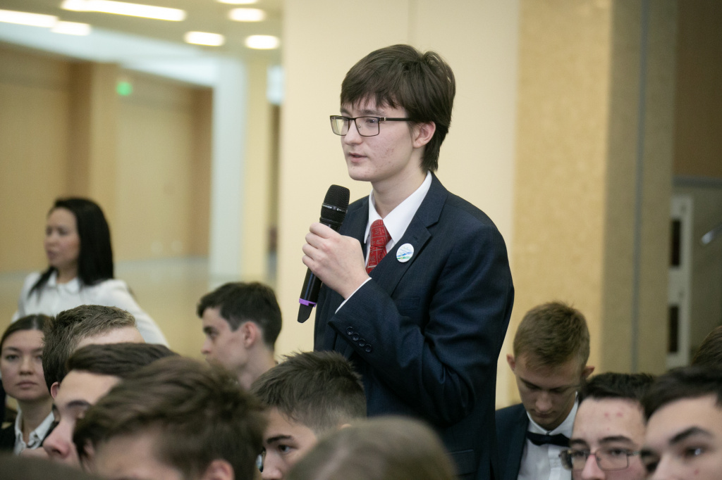 2019.10.11_Уфа_Радий Хабиров в День Республики Башкортостан_38.jpg