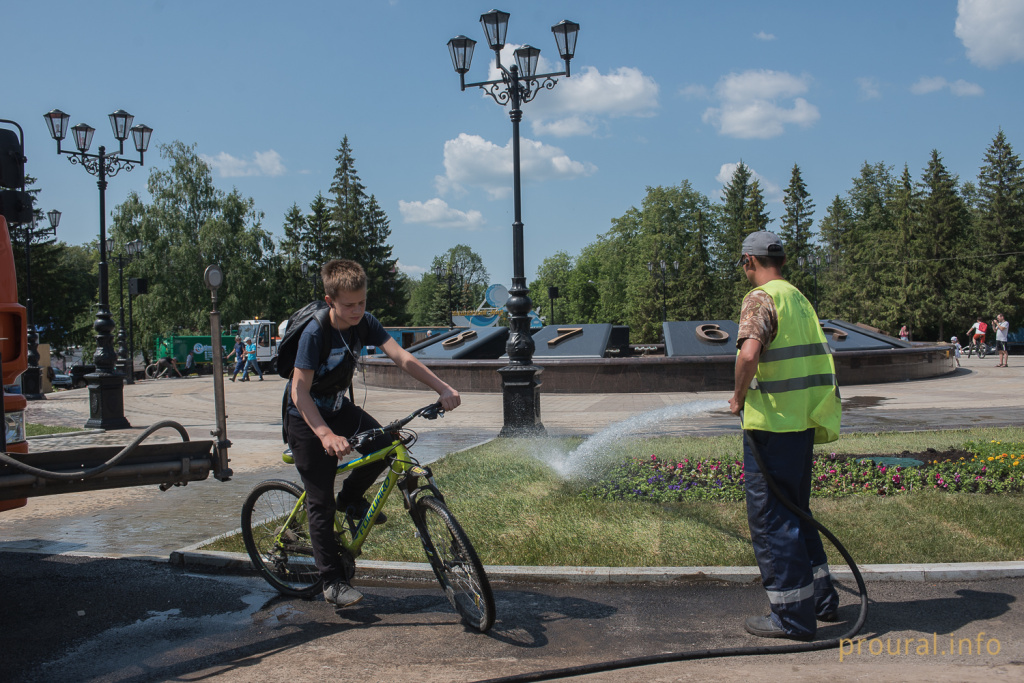 фонтан часы горсовет (18).jpg