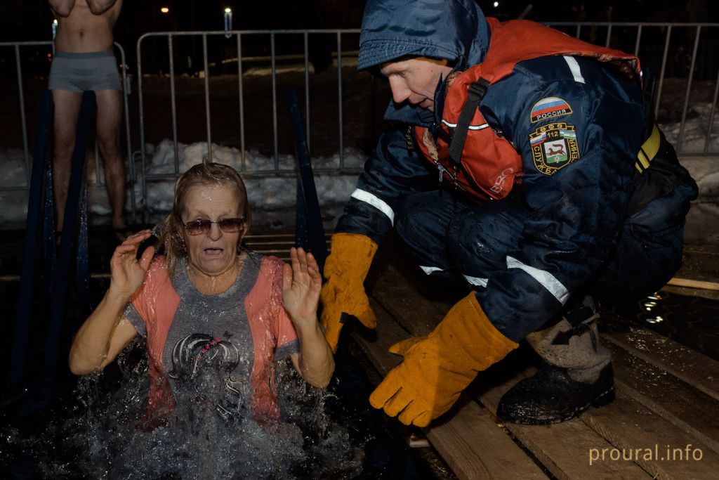 крещение 2019 ночь купания (14).jpg