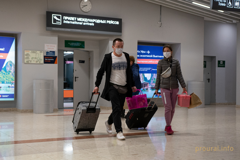 аэропорт коронавирус проверка медики (27).jpg