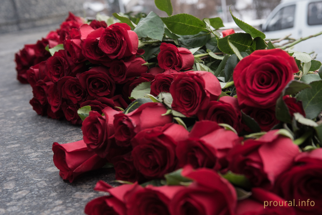 4 ноября монумент дружбы (1).jpg