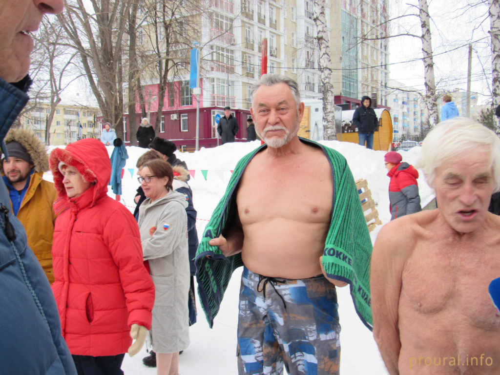 Зима Якутова Моржи (13).jpg