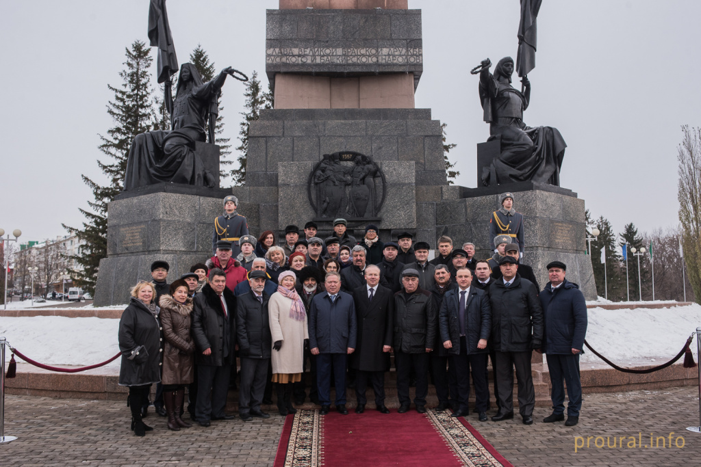 4 ноября монумент дружбы (14).jpg