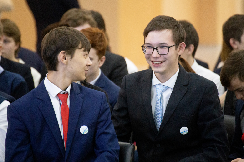 2019.10.11_Уфа_Радий Хабиров в День Республики Башкортостан_26.jpg