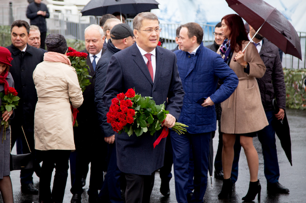 2019.10.11_Уфа_Радий Хабиров в День Республики Башкортостан.jpg