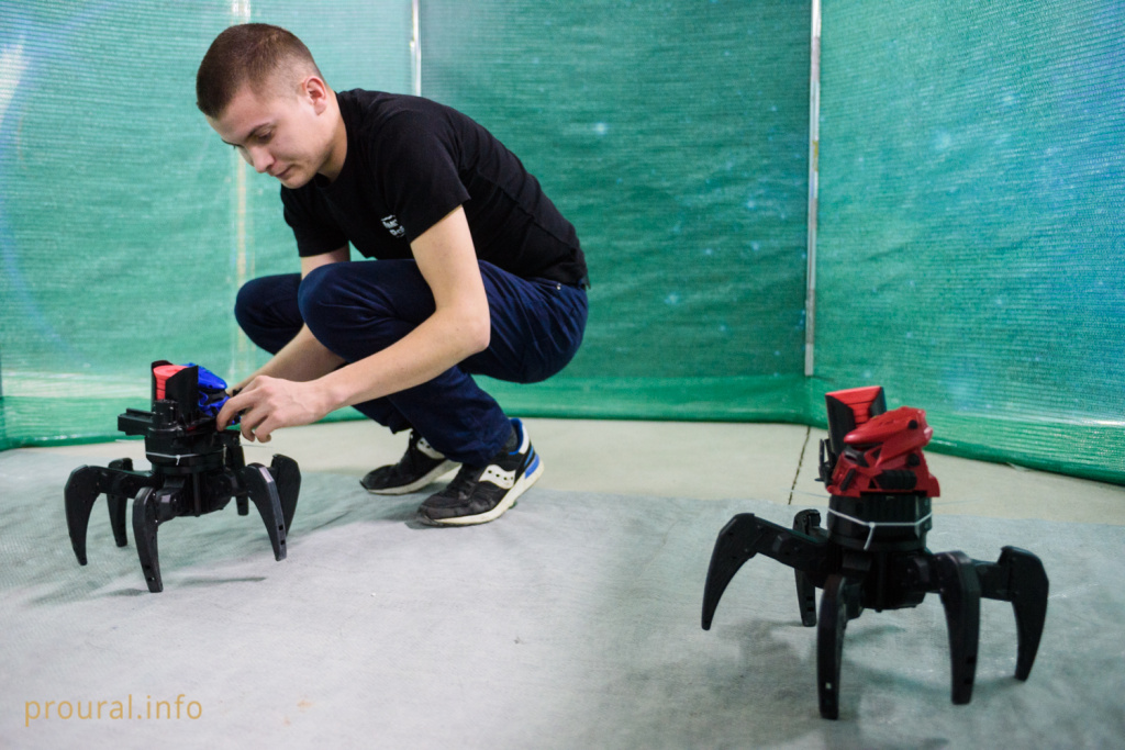 Выставка роботов роботы 2019 (18).jpg