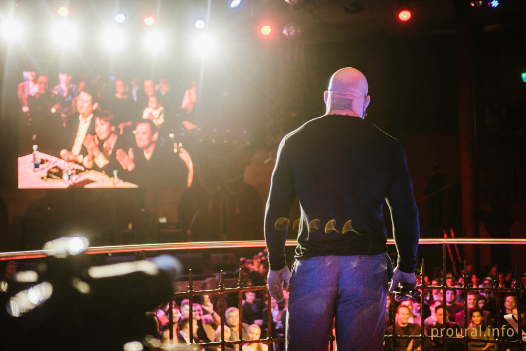 Джефф Монсон Октагон Огни Уфы Колизео Политика (13).jpg