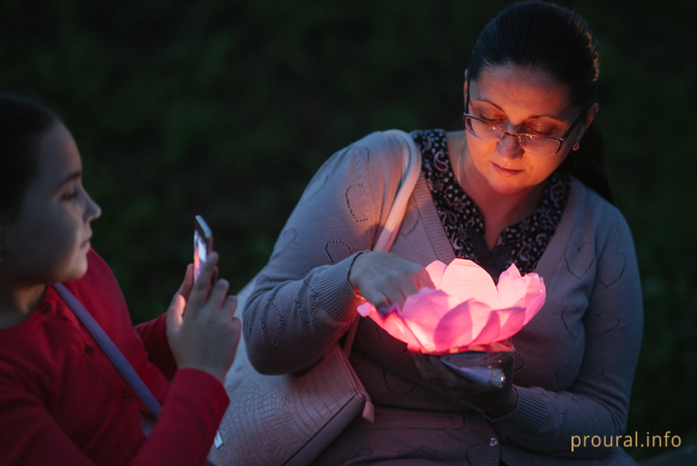 фестиваль водных фонариков (5).jpg