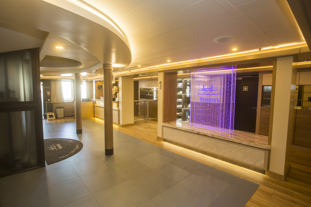 теплоход 3.JPG