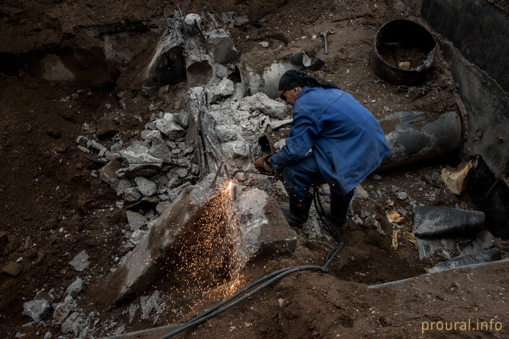 отопительный сезон отопление трубы работы (10).jpg